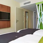 Campanile Bordeaux Ouest - Aeroport Ξενοδοχείο 3*