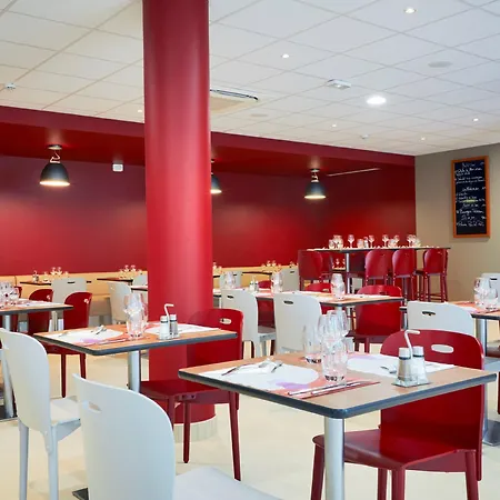 Campanile Bordeaux Ouest - Aeroport מלון