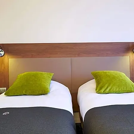 Campanile Bordeaux Ouest - Aeroport 3* Мериньяк