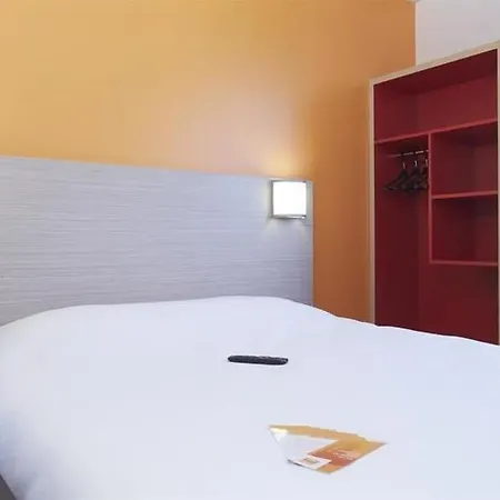 Hotel Campanile Bordeaux Ouest - Aéroport 3*