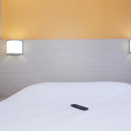 Hotel Campanile Bordeaux Ouest - Aeroport