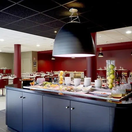 Campanile Bordeaux Ouest - Aéroport Hotel