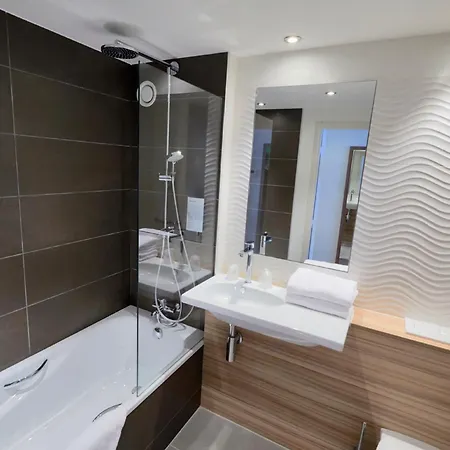 מלון Campanile Bordeaux Ouest - Aeroport