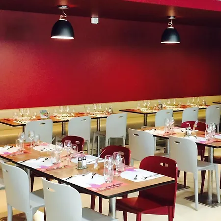מלון Campanile Bordeaux Ouest - Aeroport 3*