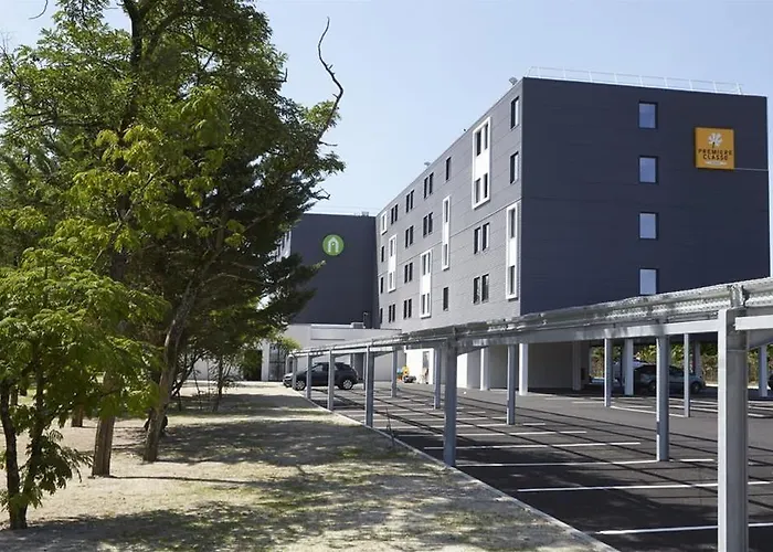 מלון Campanile Bordeaux Ouest - Aeroport