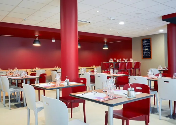 Campanile Bordeaux Ouest - Aeroport מלון