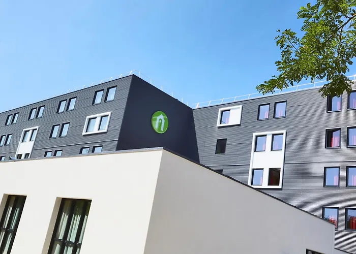 Campanile Bordeaux Ouest - Aeroport מלון 3*