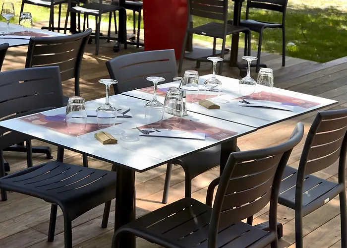 מלון Campanile Bordeaux Ouest - Aeroport