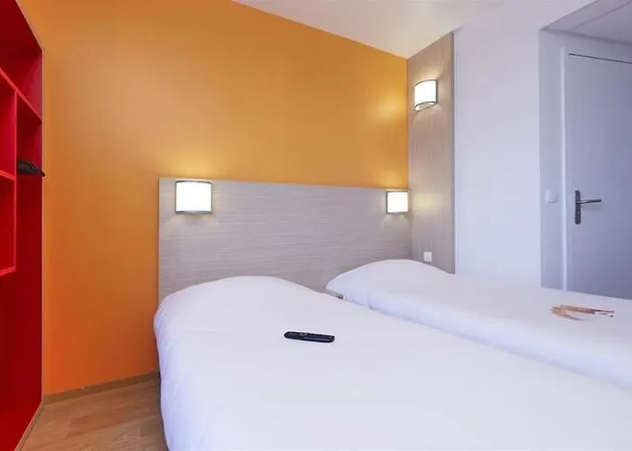 Campanile Bordeaux Ouest - Aeroport 3*