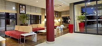Campanile Bordeaux Ouest - Aeroport מלון 3*