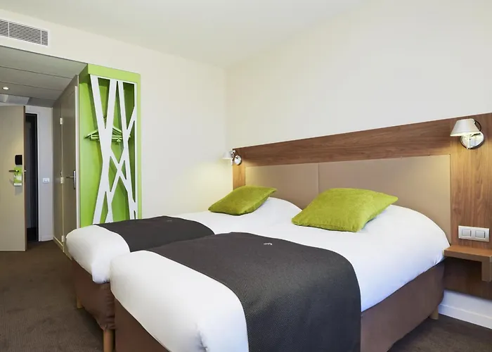 Campanile Bordeaux Ouest - Aeroport מלון 3*